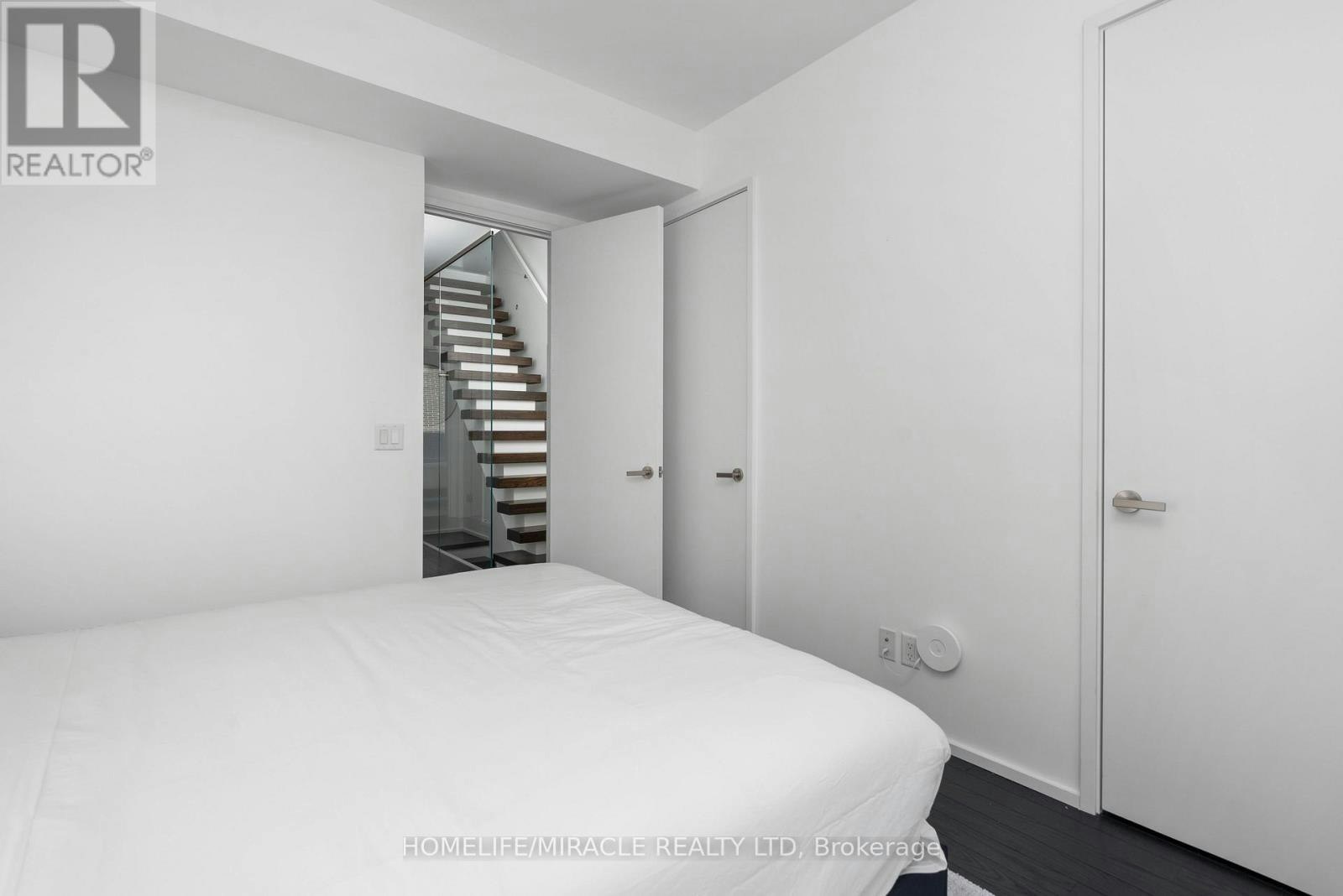 249 Claremont Street, Toronto, ON, M6J 2N1 - 27
