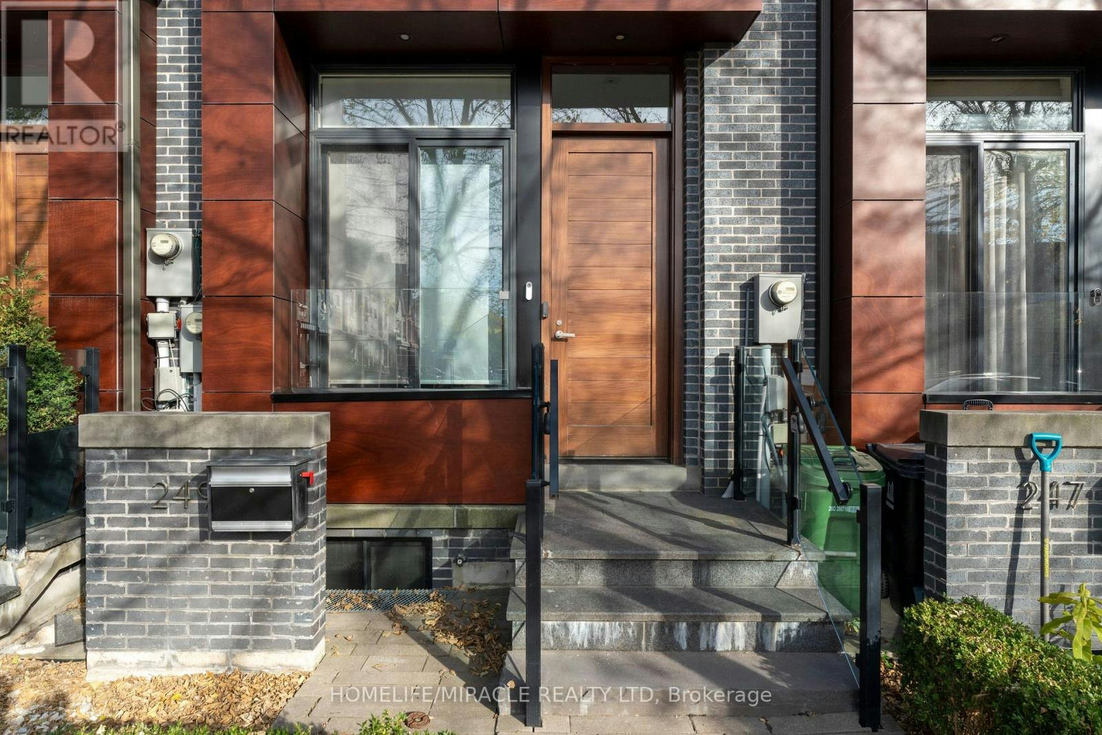249 Claremont Street, Toronto, ON, M6J 2N1 - 5