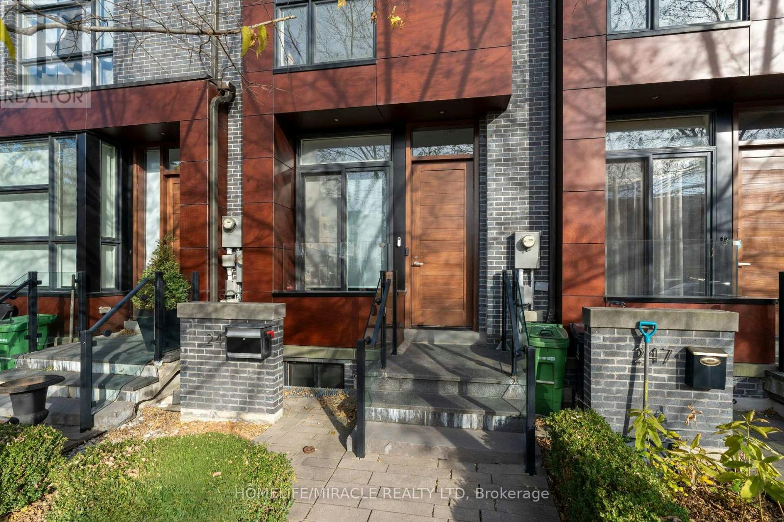 249 Claremont Street, Toronto, ON, M6J 2N1 - 4