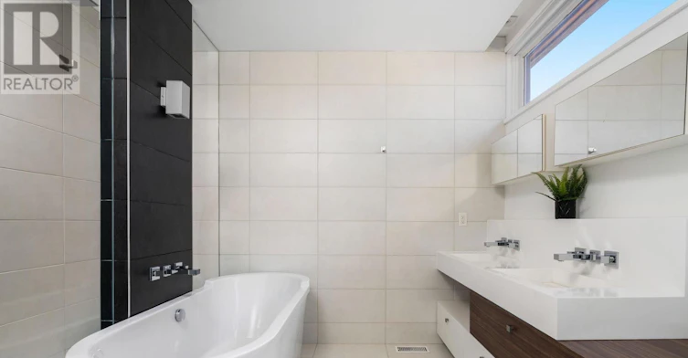 249 Claremont Street, Toronto, ON, M6J 2N1 - 43