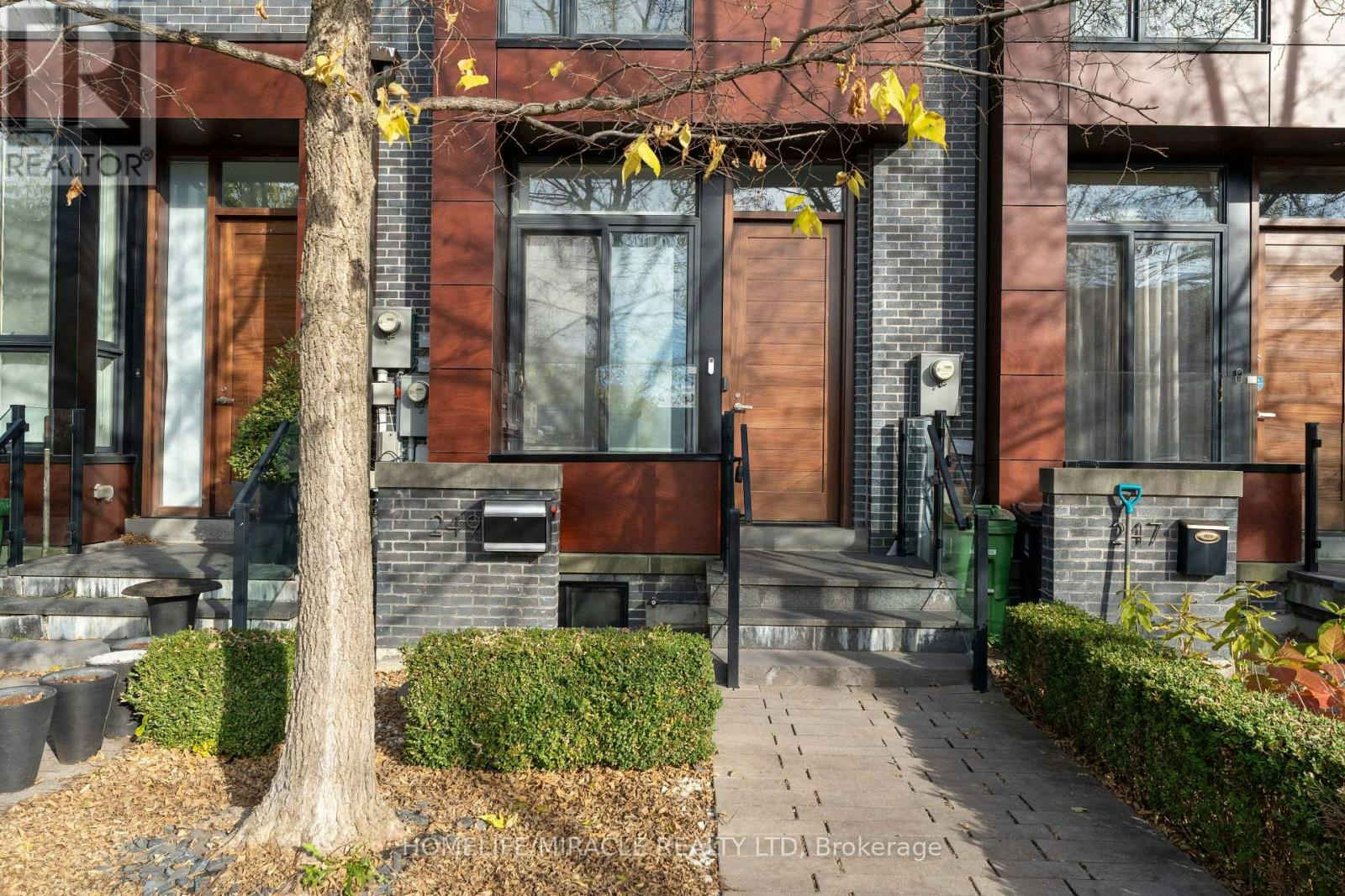 249 Claremont Street, Toronto, ON, M6J 2N1 - 3