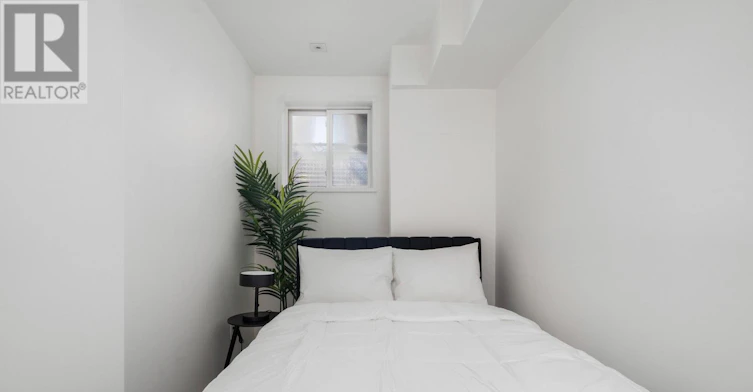 249 Claremont Street, Toronto, ON, M6J 2N1 - 47