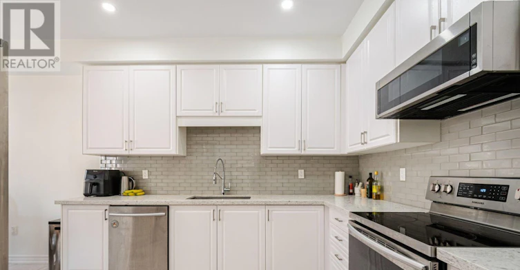 437 Silver Maple Road, Oakville, ON, L6H 0S2 - 15