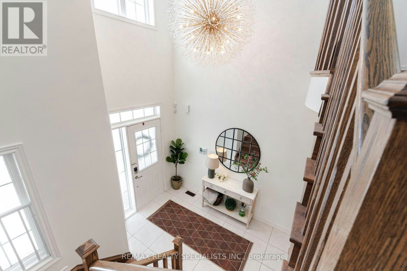 437 Silver Maple Road, Oakville, ON, L6H 0S2 - 5