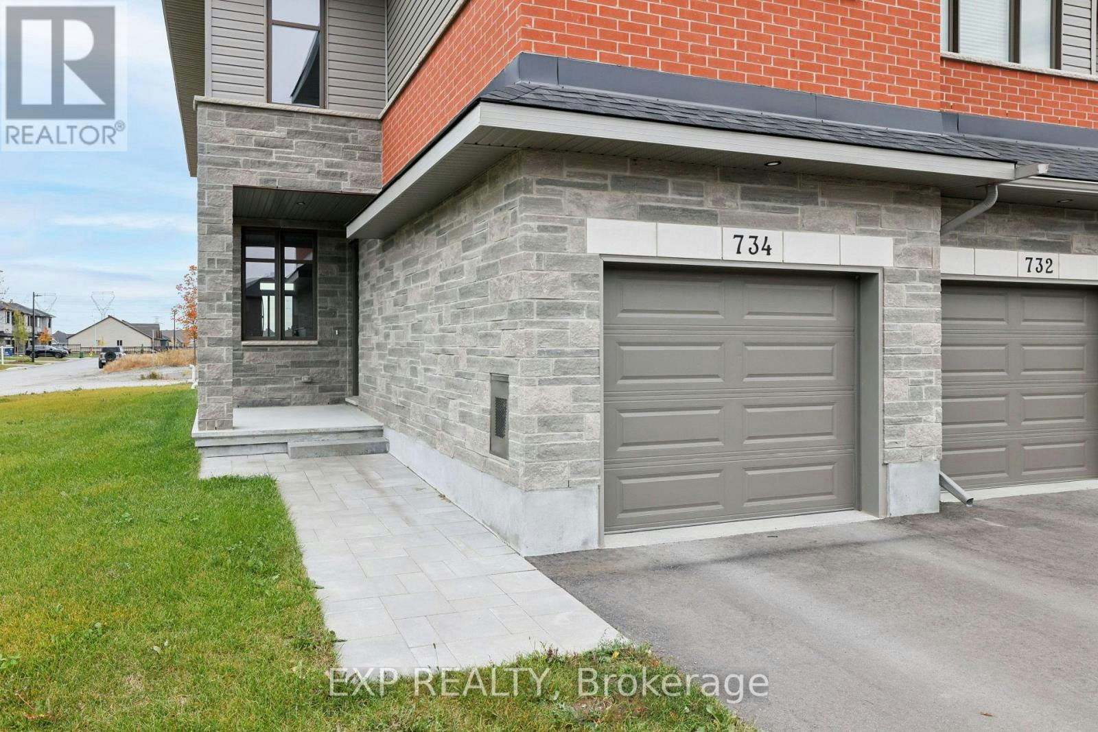 734 Ploughman Place, Ottawa, ON, K2S 3C5 - 3