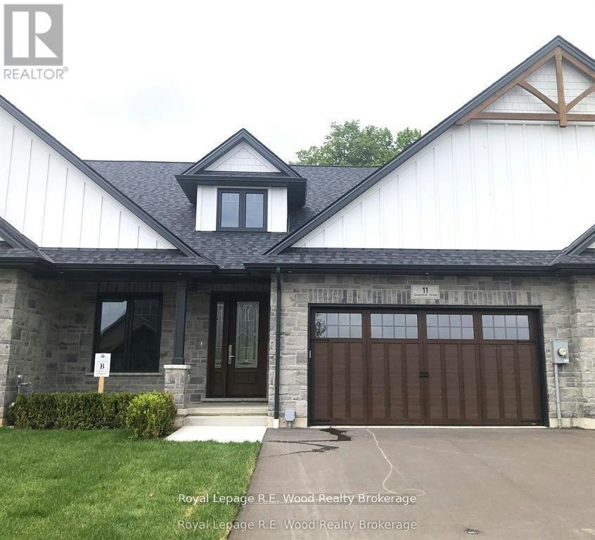 11 Greenhill Drive, Tillsonburg, ON, N4G 0L4
