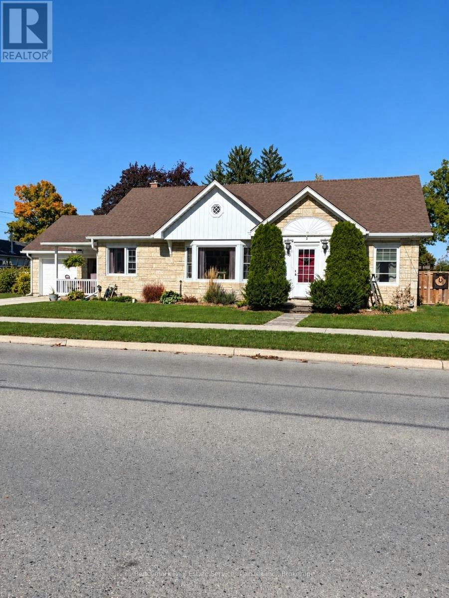 56 Sanders Street E, Exeter, ON, N0M 1S1