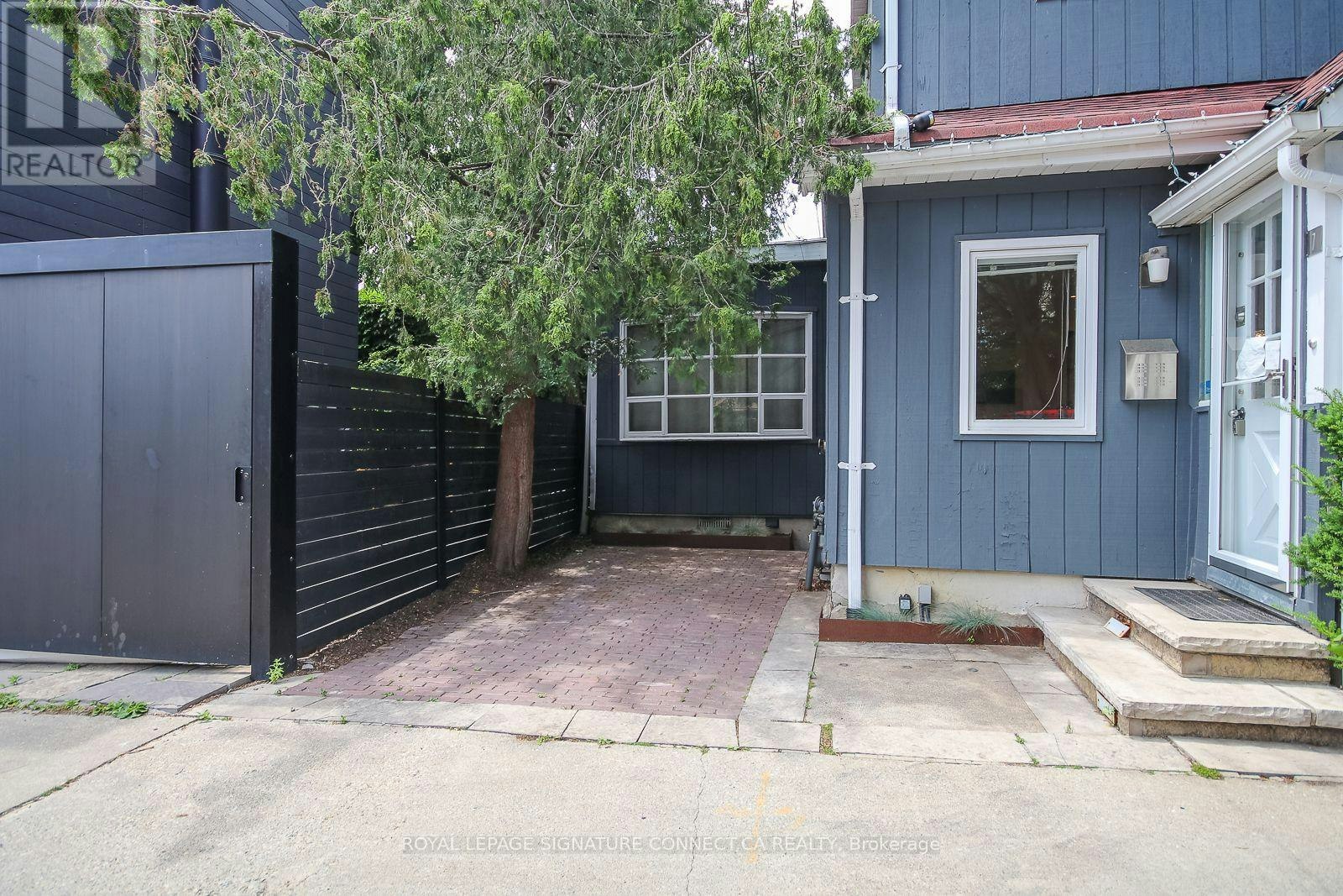 7 Ways Lane, Toronto, ON, M6J 2E8 - 38