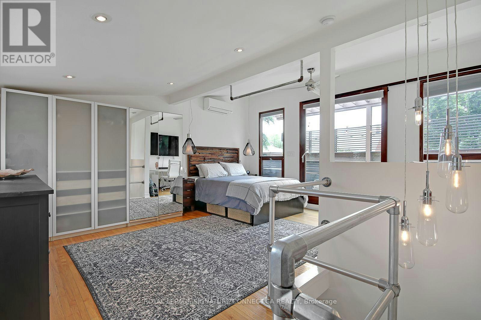 7 Ways Lane, Toronto, ON, M6J 2E8 - 21