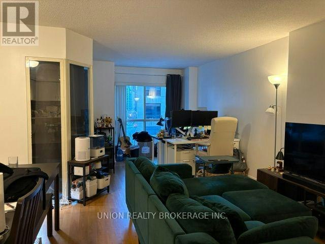 411-25 The Esplanade, Toronto, ON, M5E 1W5 - 3