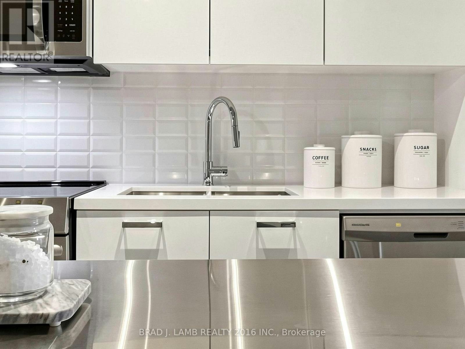 404-284 King Street E, Toronto, ON, M5A 1K4 - 16