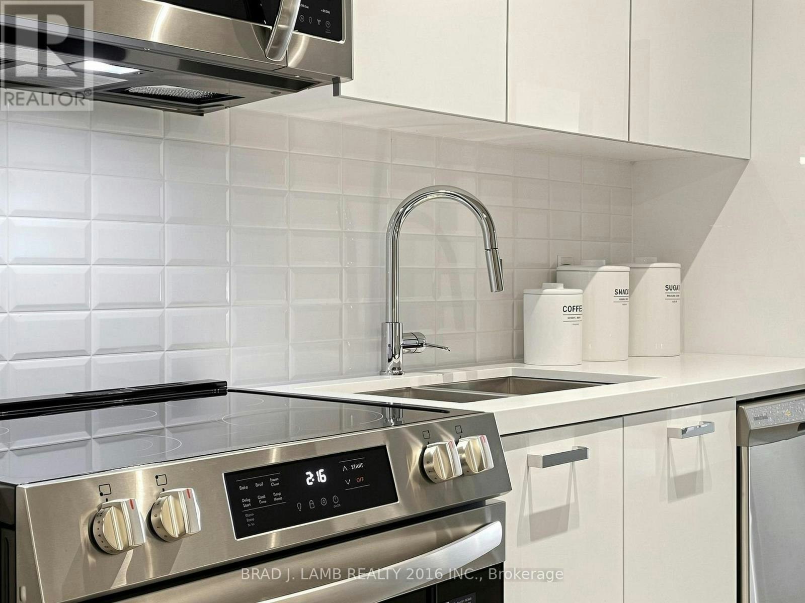 404-284 King Street E, Toronto, ON, M5A 1K4 - 18