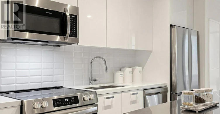 404-284 King Street E, Toronto, ON, M5A 1K4 - 17