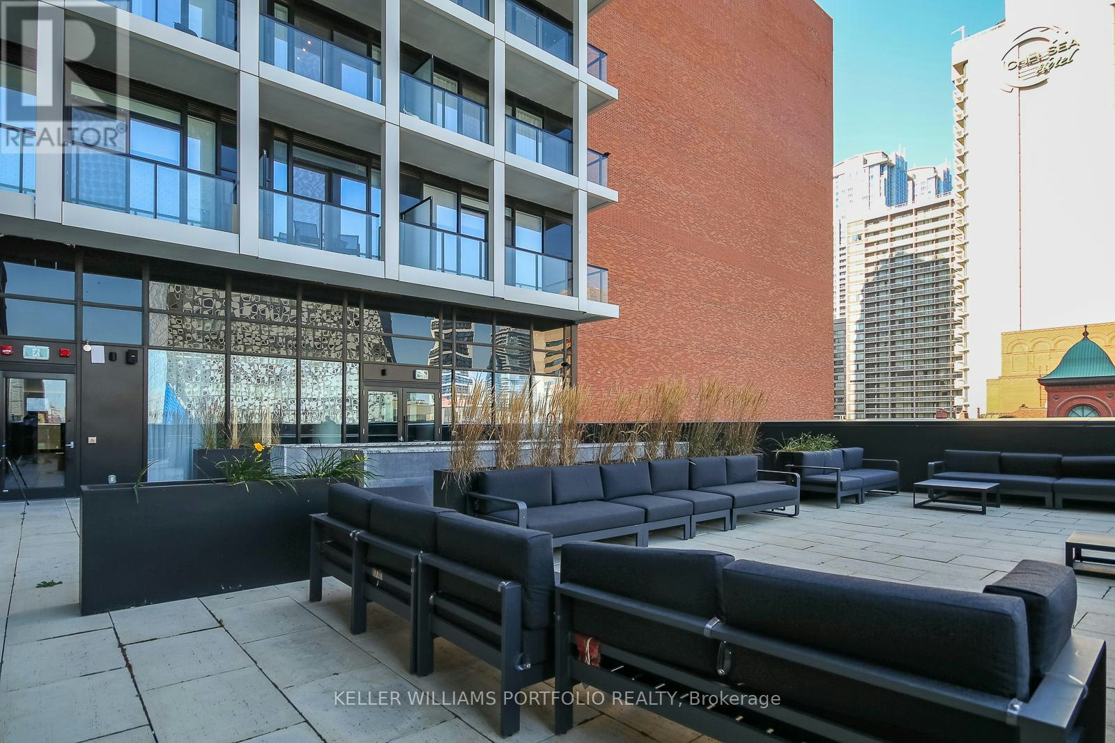 618-20 Edward Street, Toronto, ON, M5G 0C5 - 18
