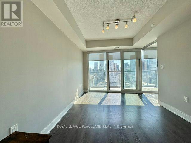 2010-89 Mcgill Street, Toronto, ON, M5B 0B1 - 7