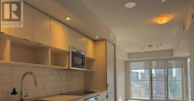 2010-89 Mcgill Street, Toronto, ON, M5B 0B1 - 6