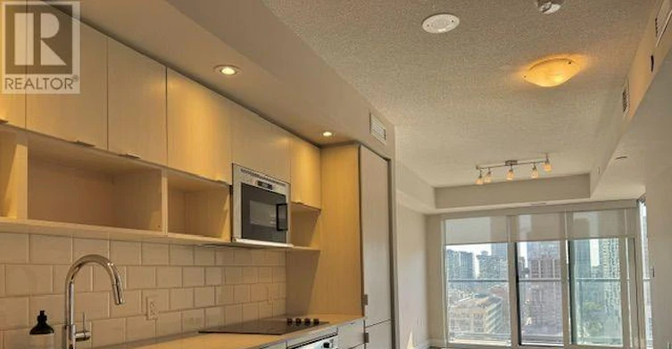 2010-89 Mcgill Street, Toronto, ON, M5B 0B1 - 5