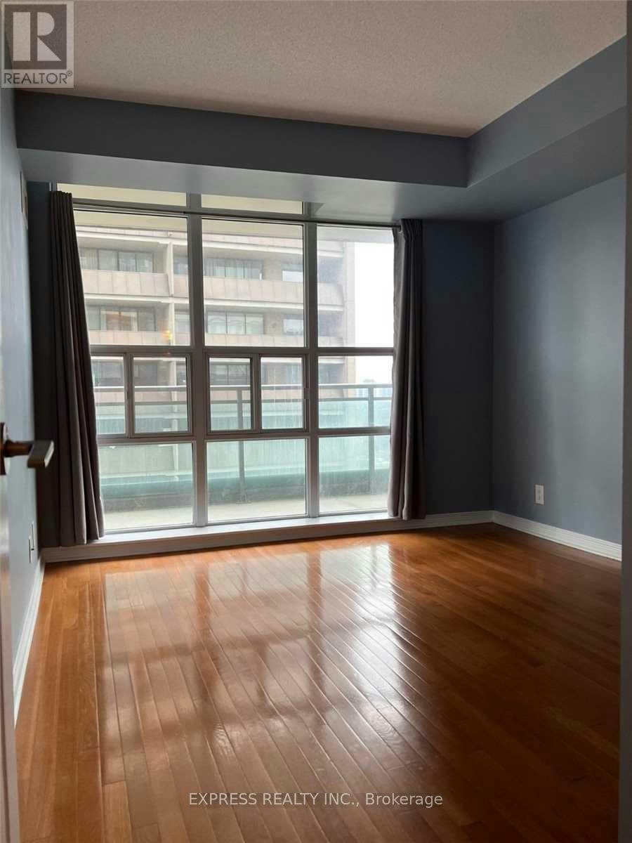 1302-736 Spadina Avenue, Toronto, ON, M5S 2J6 - 5