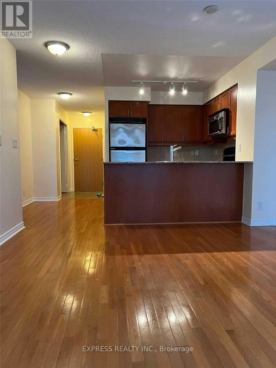 1302-736 Spadina Avenue, Toronto, ON, M5S 2J6