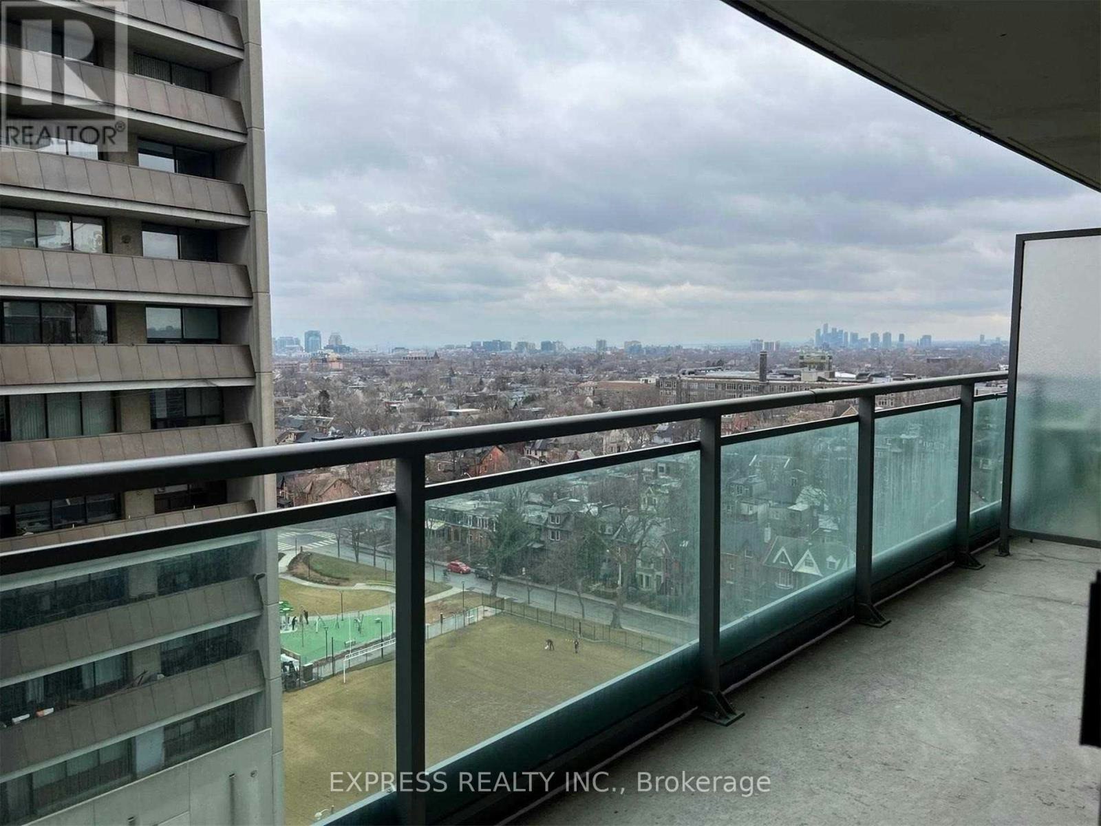 1302-736 Spadina Avenue, Toronto, ON, M5S 2J6 - 9