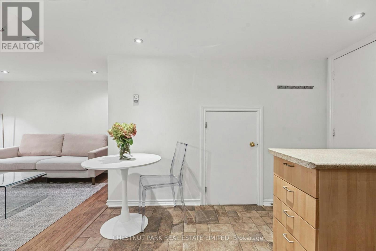 LOWER-44 Glen Echo Road, Toronto, ON, M4N 3E3 - 10