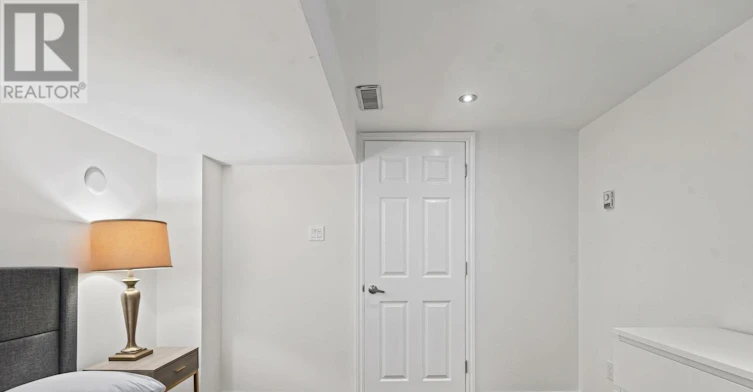 LOWER-44 Glen Echo Road, Toronto, ON, M4N 3E3 - 17