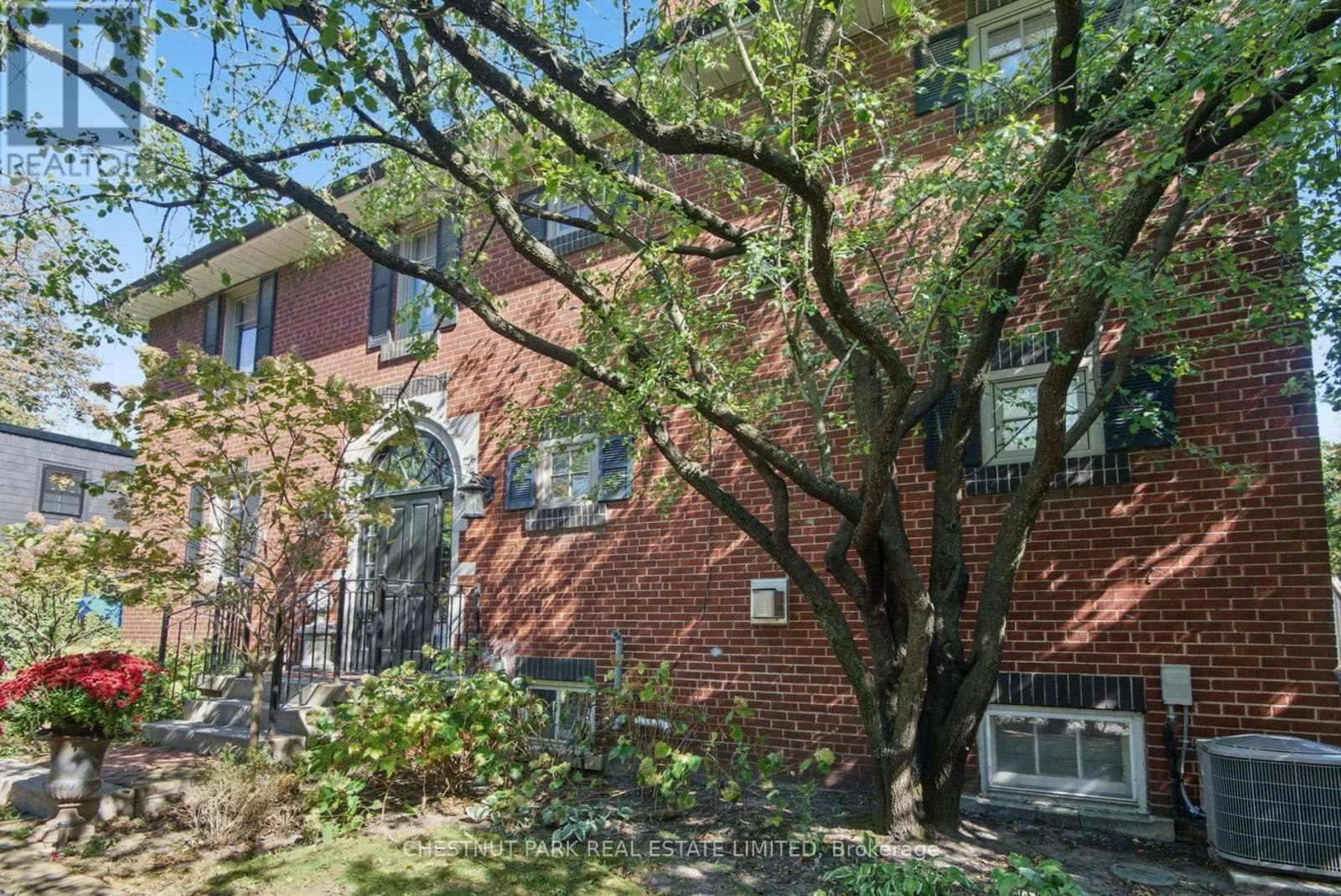 LOWER-44 Glen Echo Road, Toronto, ON, M4N 3E3
