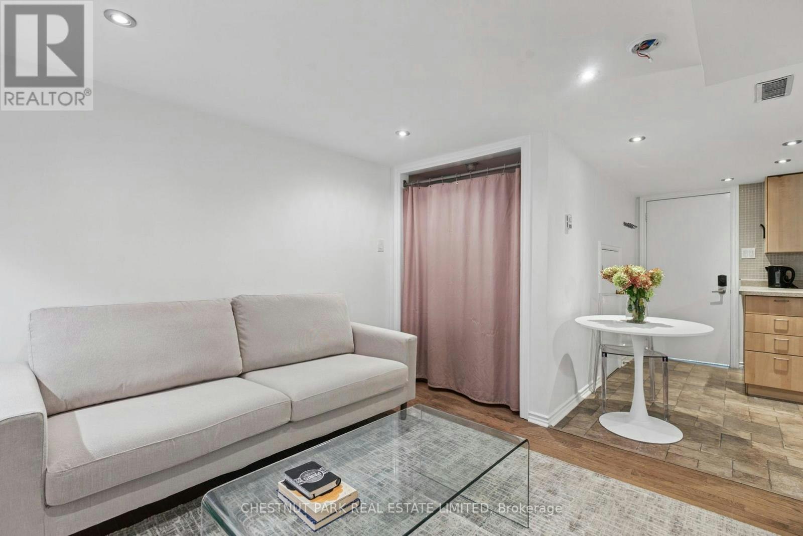 LOWER-44 Glen Echo Road, Toronto, ON, M4N 3E3 - 6
