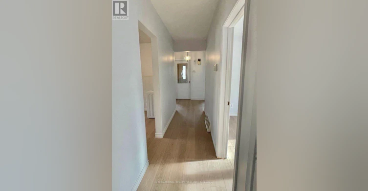 198 Waterloo Avenue, Toronto, ON, M3H 3Z2 - 8