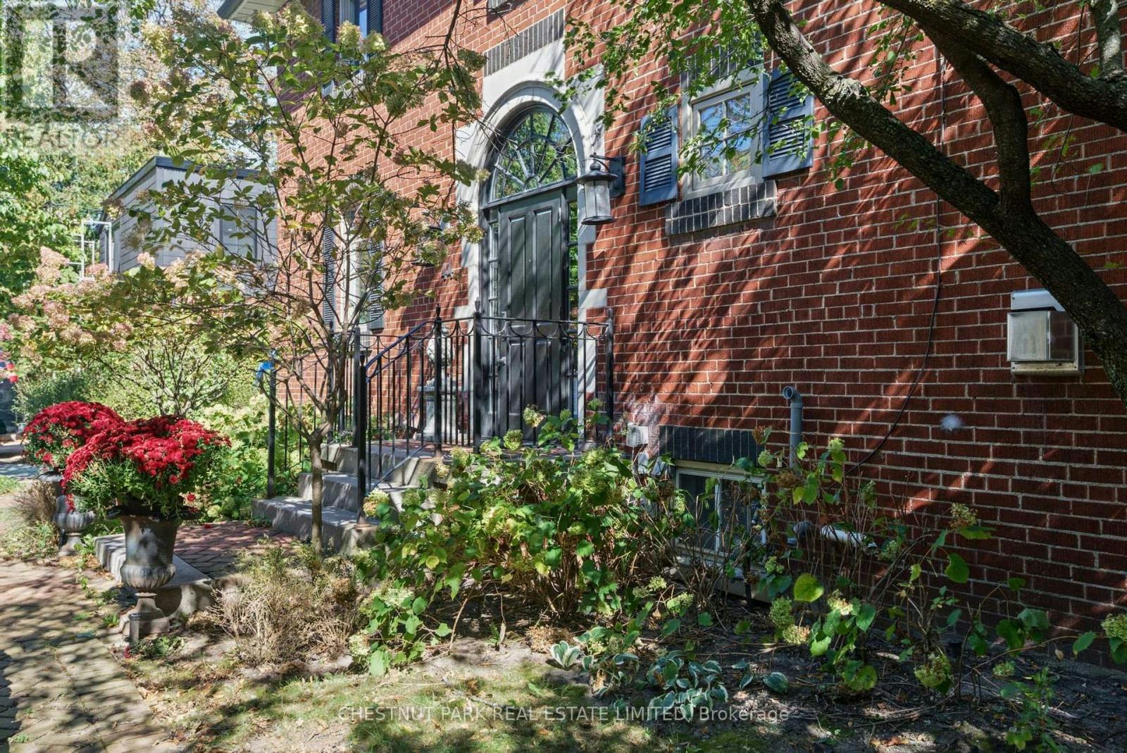 UPPER-44 Glen Echo Road, Toronto, ON, M4N 3E3 - 41