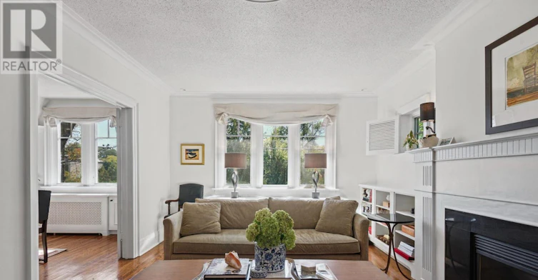 UPPER-44 Glen Echo Road, Toronto, ON, M4N 3E3 - 2