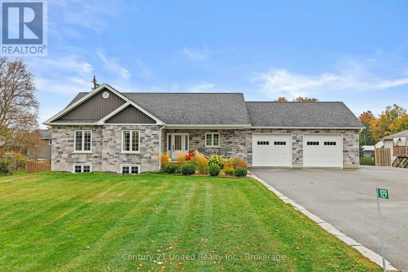 929 Mount Pleasant Road, Cavan Monaghan, ON, L0A 1C0