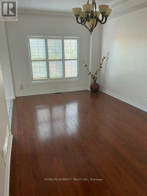 2 Nessie Street, Markham, ON, L3S 4J1 - 8