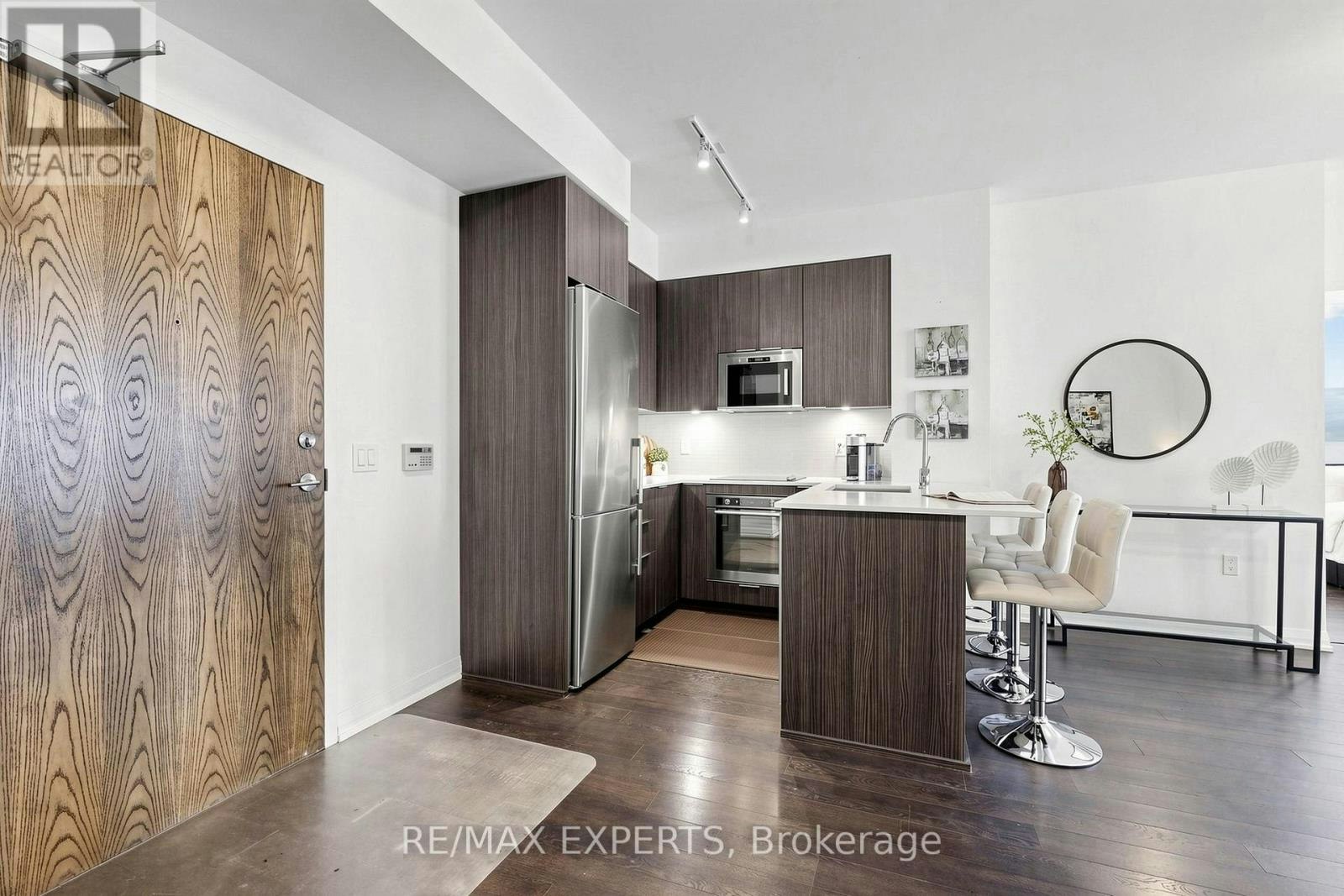 302-99 Eagle Rock Way, Vaughan, ON, L6A 5A7 - 10