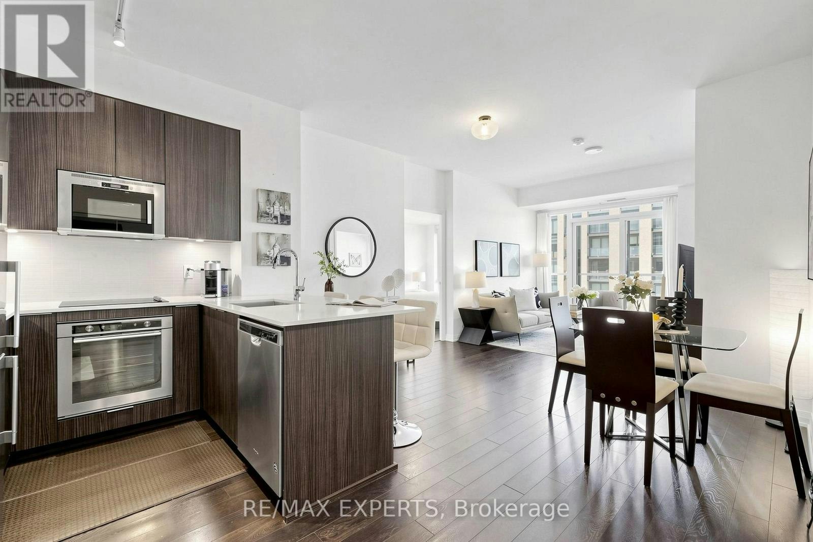 302-99 Eagle Rock Way, Vaughan, ON, L6A 5A7 - 11