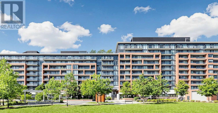 302-99 Eagle Rock Way, Vaughan, ON, L6A 5A7