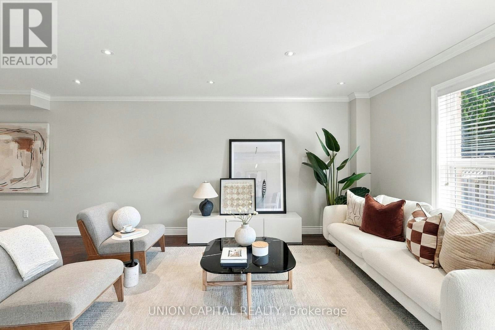 126 Matteo David Drive, Richmond Hill, ON, L4S 2S6