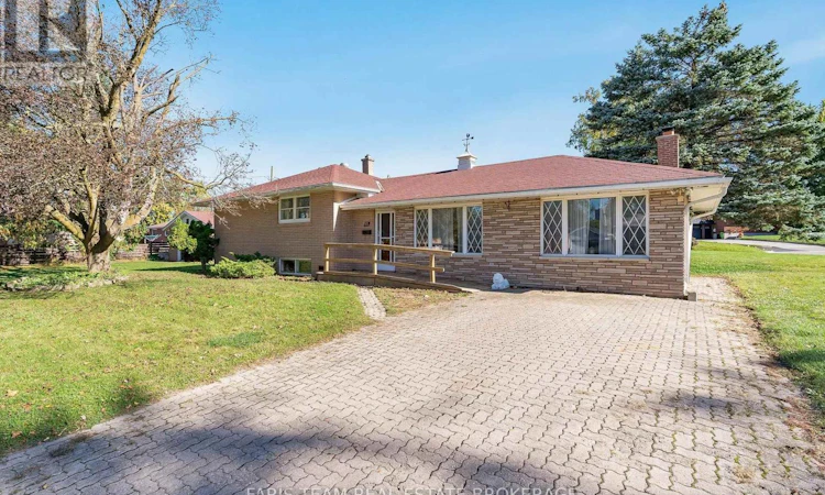 82 Oakley Park Square
