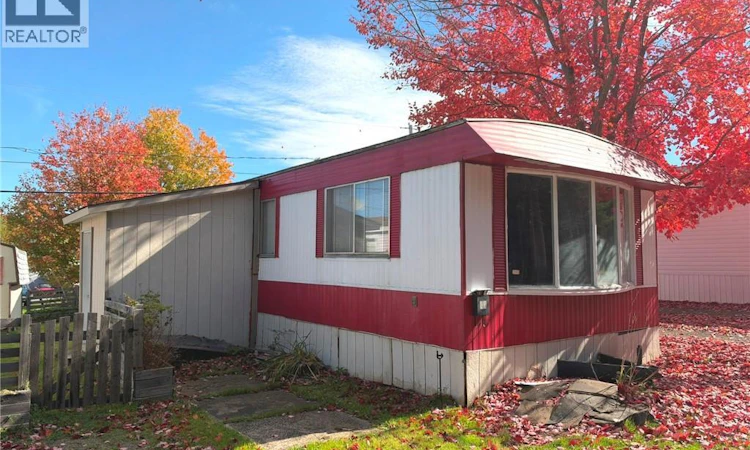 41 Rocket Avenue