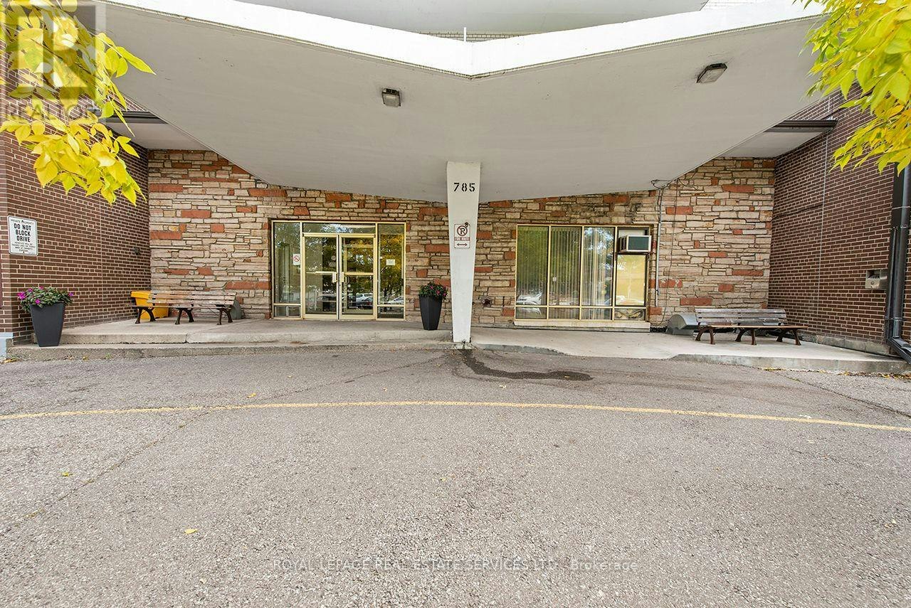 305-785 Browns Line, Toronto, ON, M8W 3V8