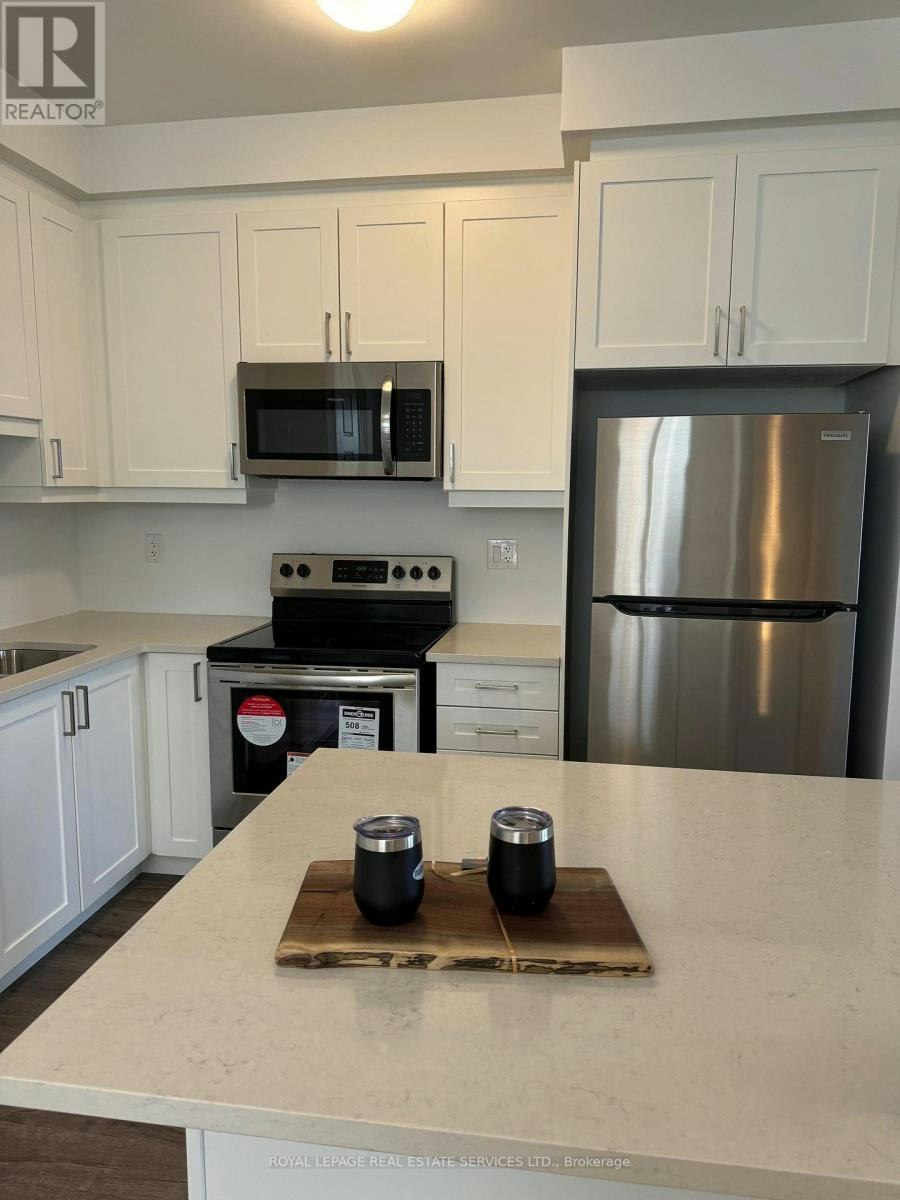 1575 Denison Place, Milton, ON, L9E 1Y2 - 2