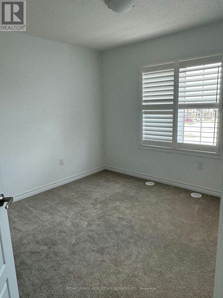 1575 Denison Place, Milton, ON, L9E 1Y2 - 4