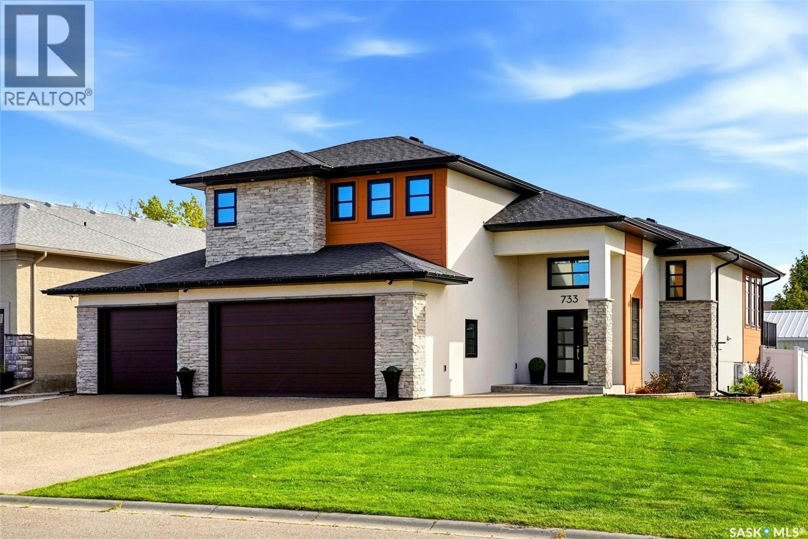 733 3rd Avenue, Pilot Butte, SK, S0G 3Z0