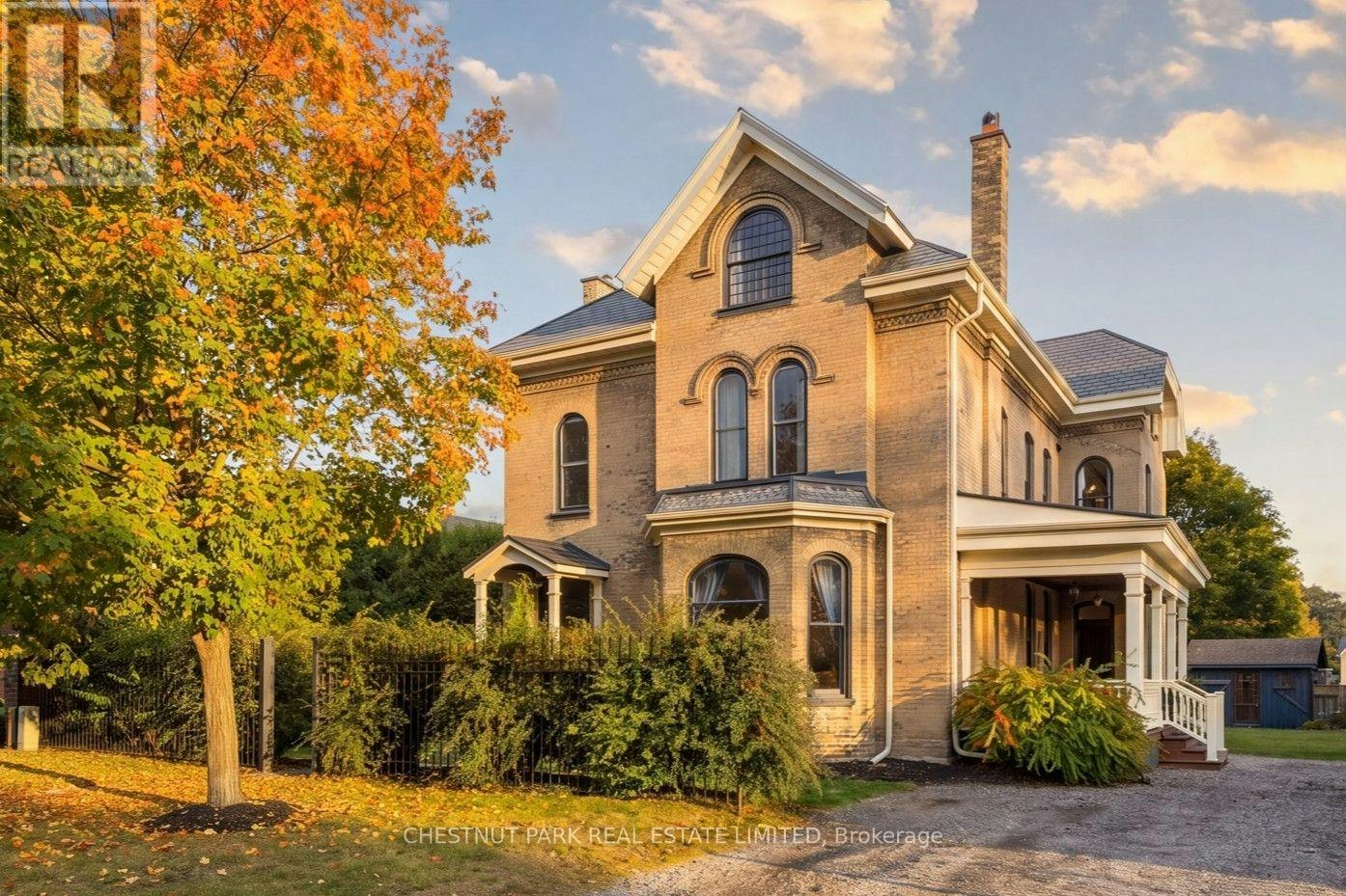 18 Hawarden Avenue, Brantford, ON, N3T 4H3