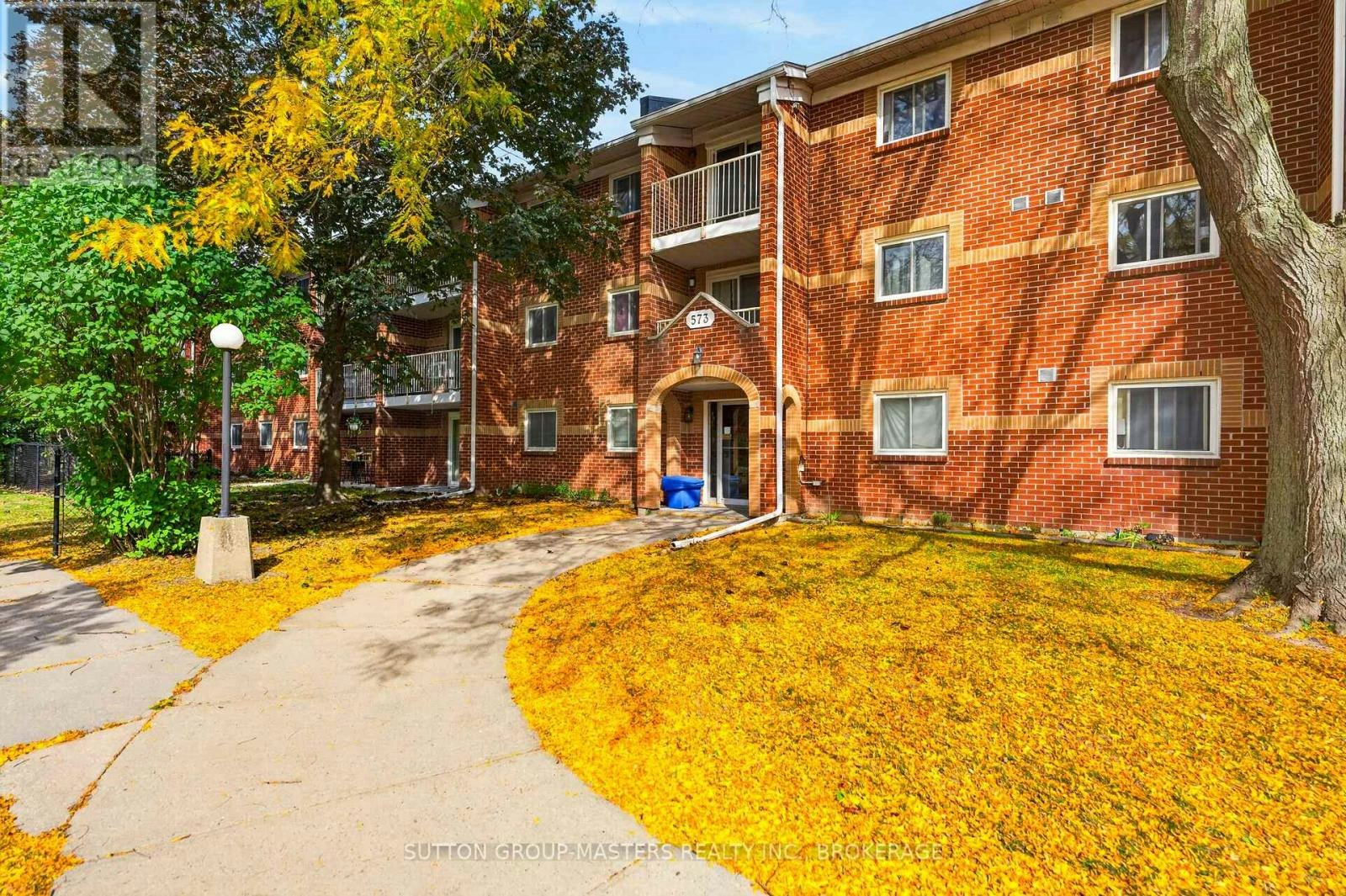 101-573 Armstrong Road, Kingston, ON, K7M 8J8