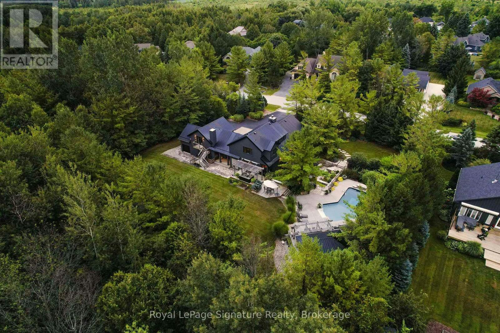 21 Trails End, Collingwood, ON, L9Y 5B1