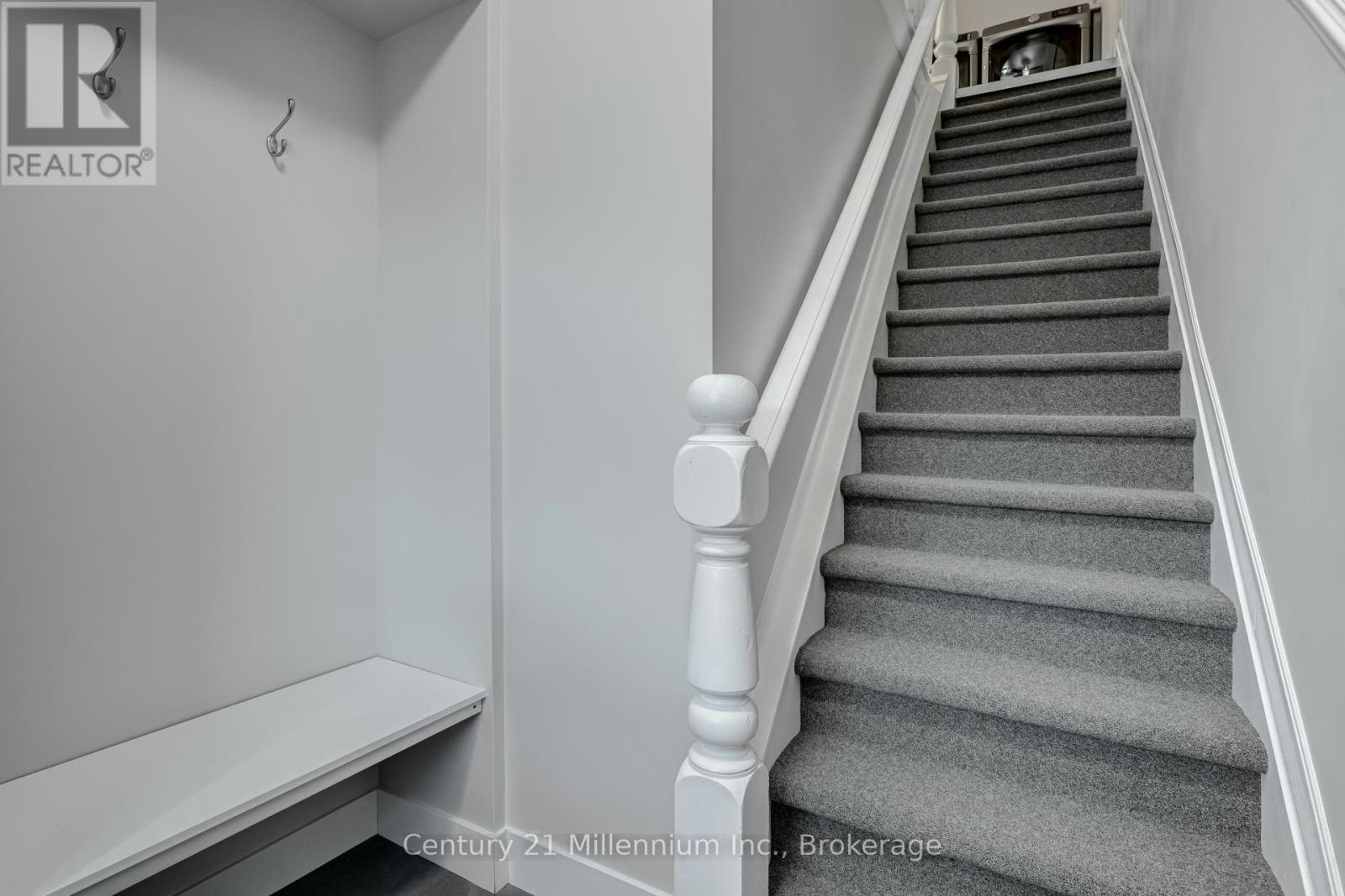 UPPER-276 Edward Street, Wingham, ON, N0G 2W0 - 3