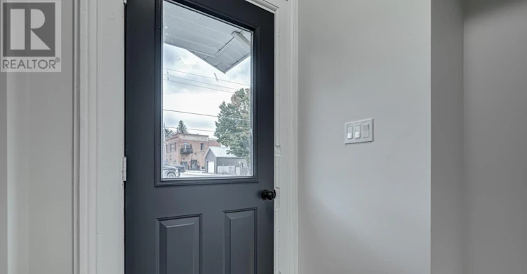 UPPER-276 Edward Street, Wingham, ON, N0G 2W0 - 2
