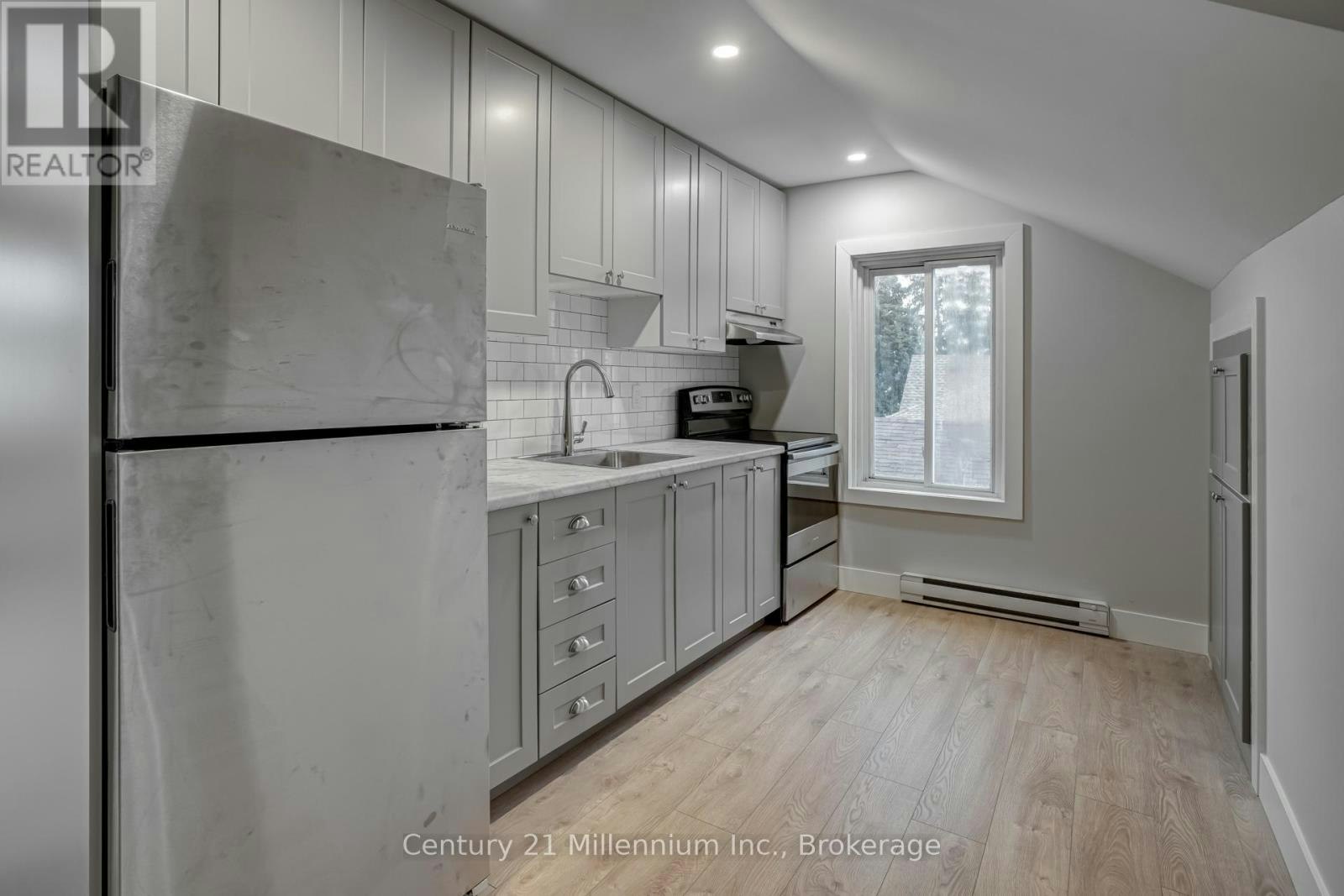 UPPER-276 Edward Street, Wingham, ON, N0G 2W0 - 4