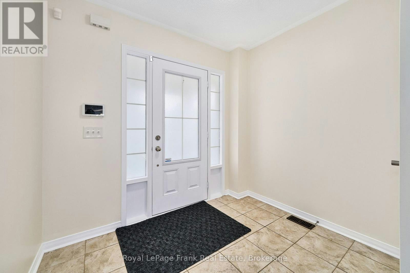 23 Southshore Street, Whitby, ON, L1N 0H5 - 5